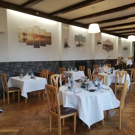 Hôtel Restaurant Le Moschenross-2